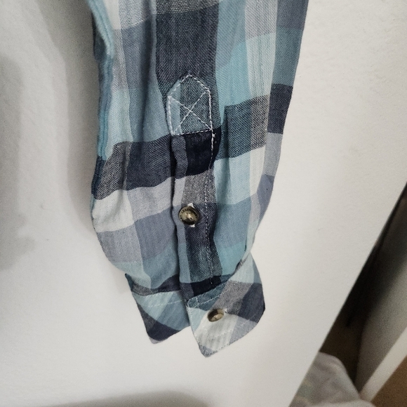 Legendary whitetails women's cotton plaid shirt size medium blue - Picture 6 of 11